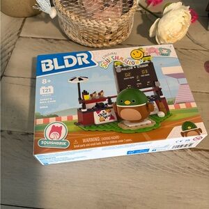 BLDR Squishmallows Avery’s Ball Game Building Set -